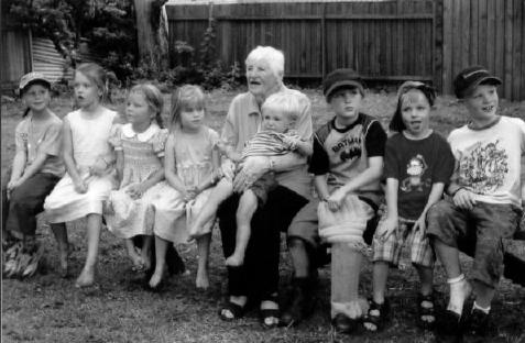 Jans 90th birthday with 8 great grandchildren 